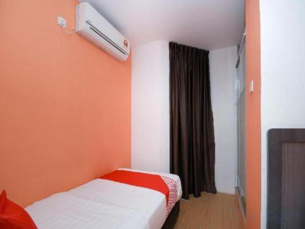Oyo 1111 Harmony Stay Miri Exterior photo