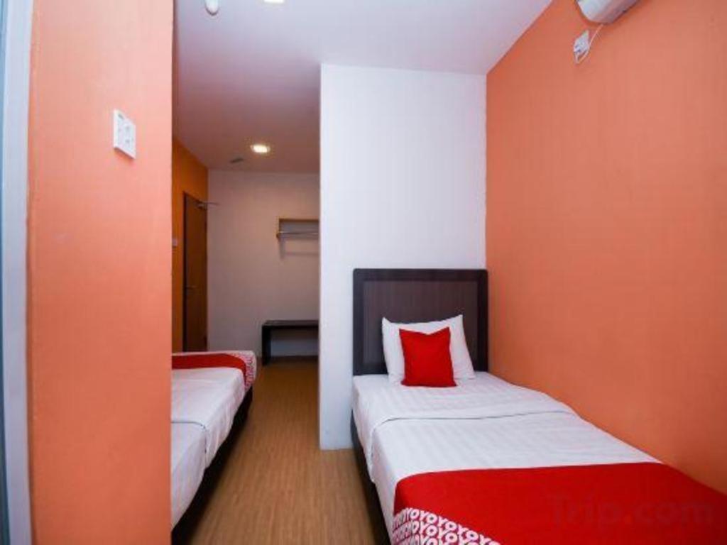 Oyo 1111 Harmony Stay Miri Exterior photo