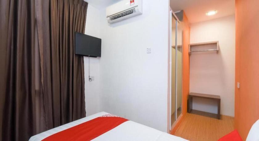Oyo 1111 Harmony Stay Miri Exterior photo